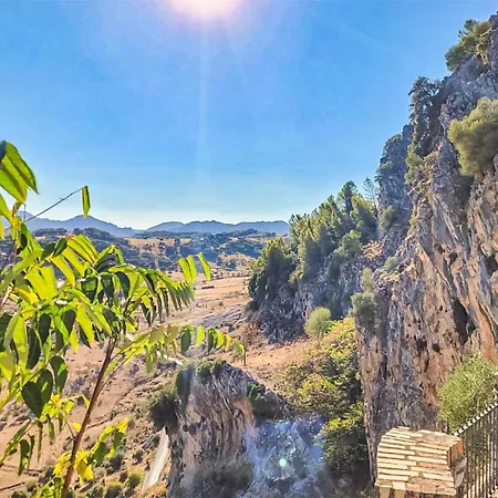 2 Bedroom Cozy In * Grazalema
