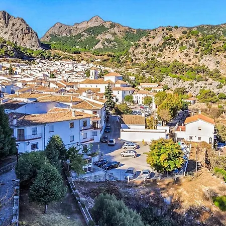 2 Bedroom Cozy In Grazalema